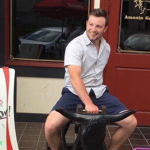 Meet your Posher, Cameron